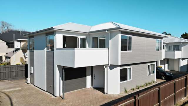 Re-built - Aerated Concrete with Cavity