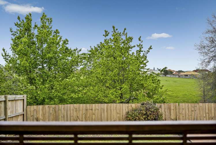 26 Parramatta Place Botany Downs_17