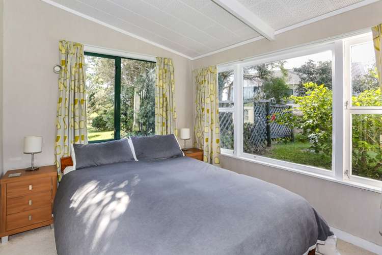 13 Ashwell Drive Port Waikato_10