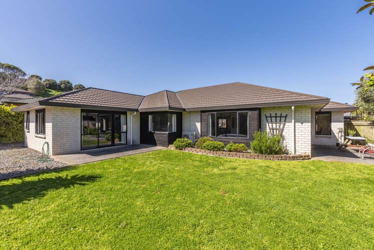47 Lorna Irene Drive Raumati South_15