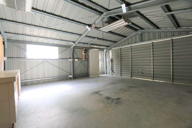 338 Glengarry Road Glen Eden_4