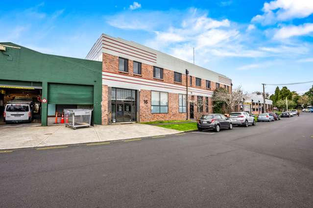 CHARACTER MORNINGSIDE OFFICE