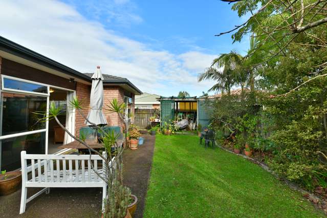 8 Chalmers Close Orewa_3