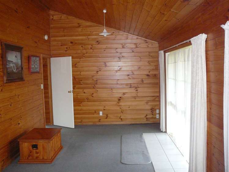 2 Claremont Avenue Paeroa_7