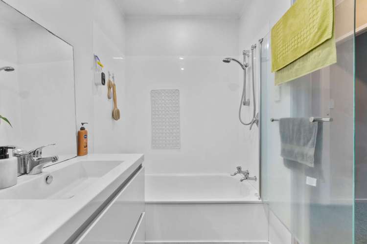 294 Clayton Road Pukehangi_11