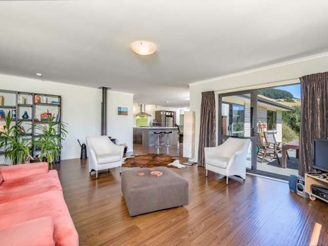 123e Johnsons Road Whitemans Valley_2