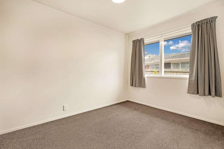 2/1154 New North Road 1727_12