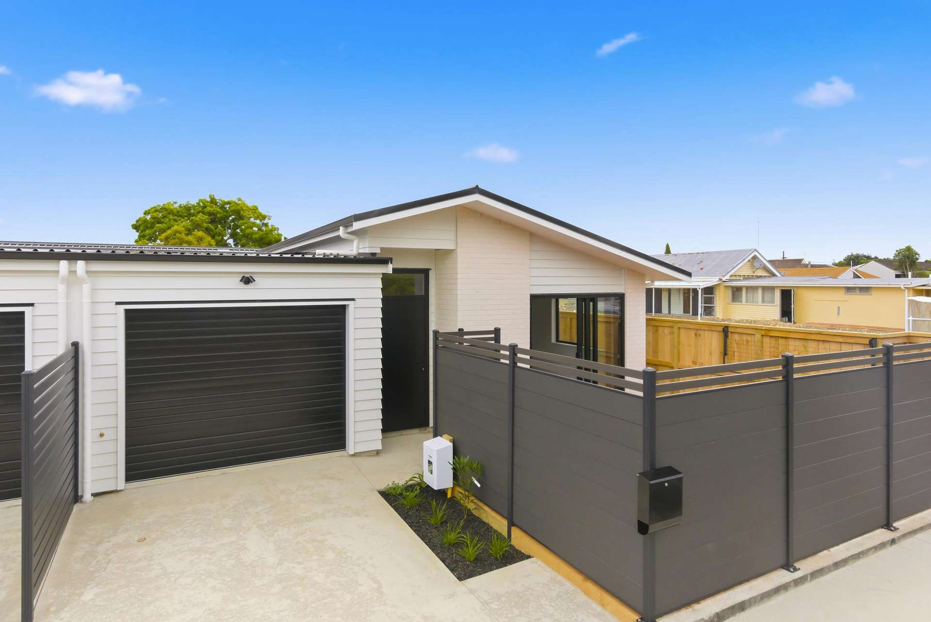 2/19 Clark Street Levin_0