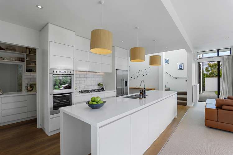 93 Mays Road Saint Albans_12