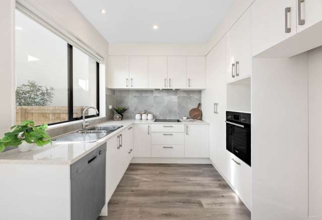 8/60 Kelman Road Kelston_3