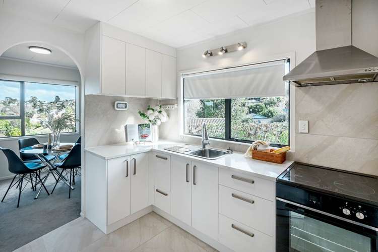 18 Leiden Place Totara Vale_8