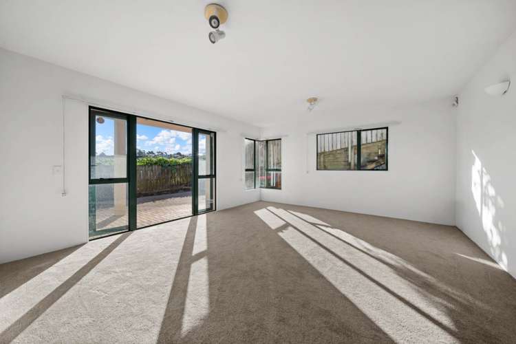 2/37 Monarch Avenue Hillcrest_11