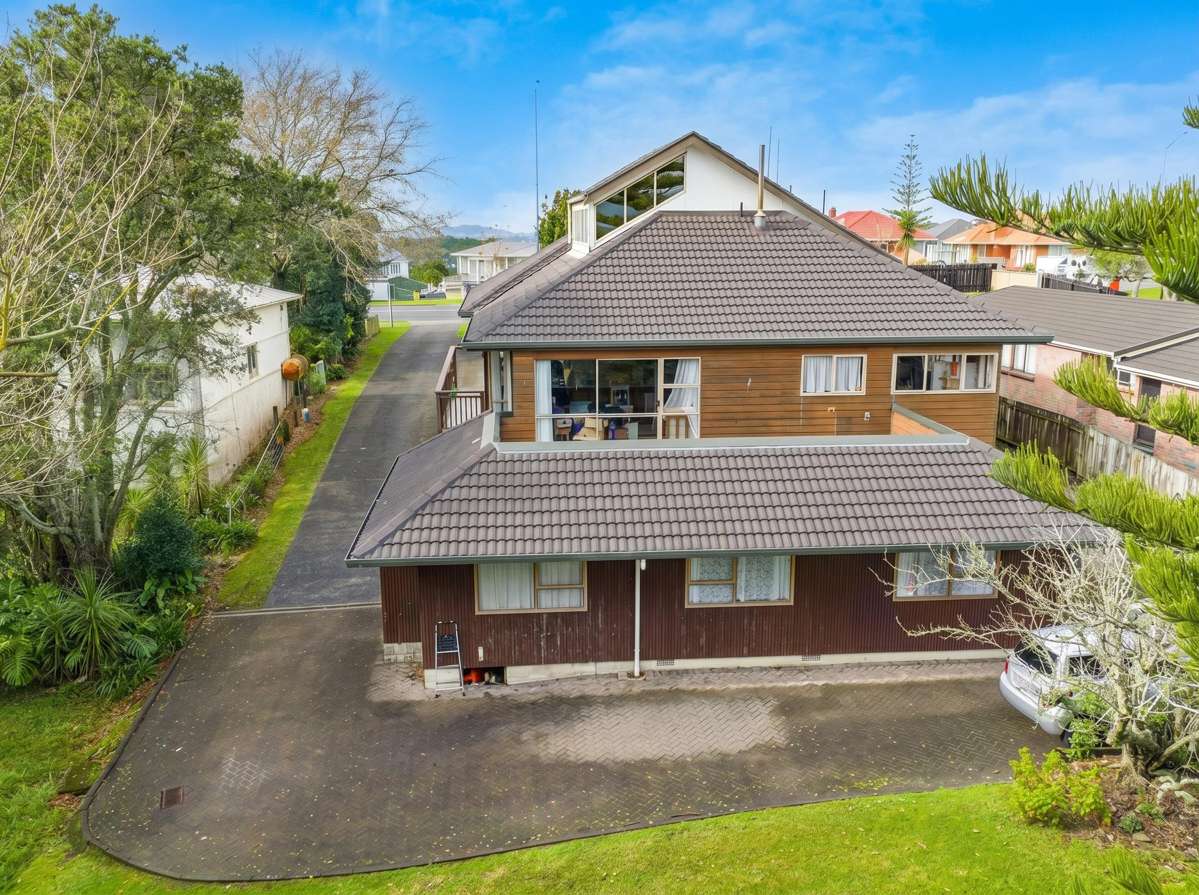 4196 Great North Road_0