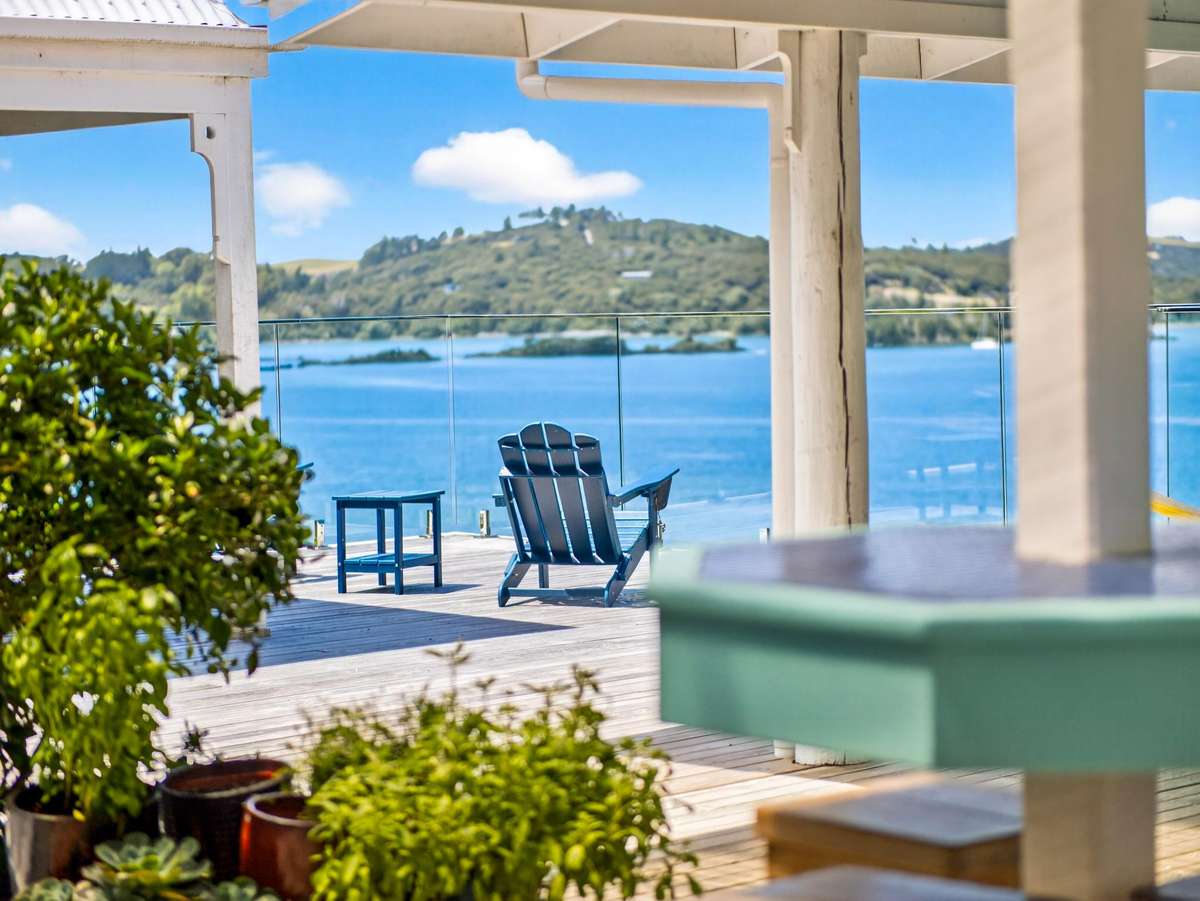 96-100 Doves Bay Road_1