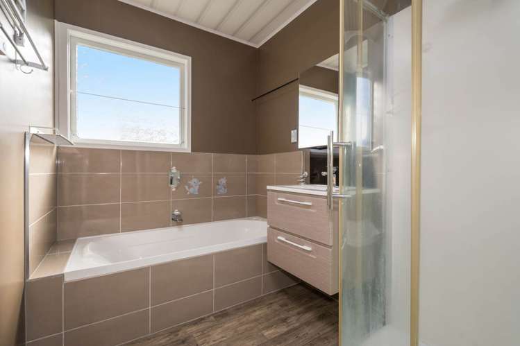 3 Pavola Grove Bayview_11
