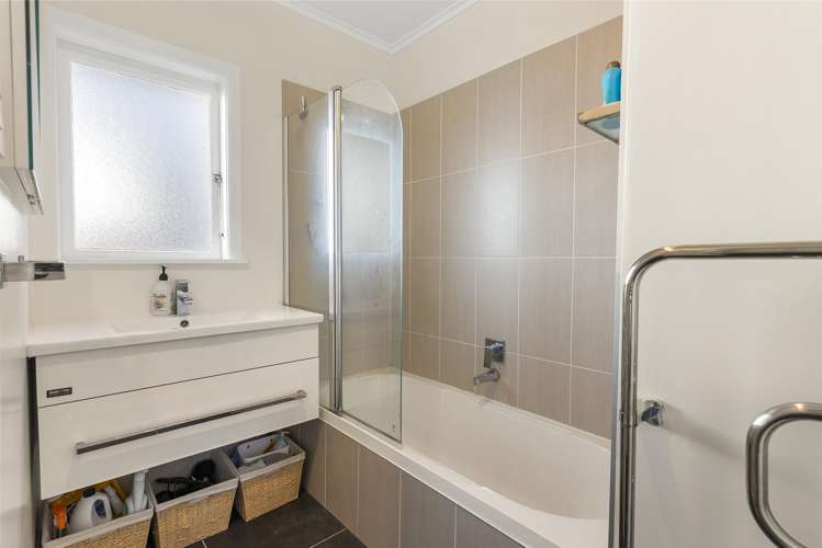 75 Commissariat Road Mount Wellington_9