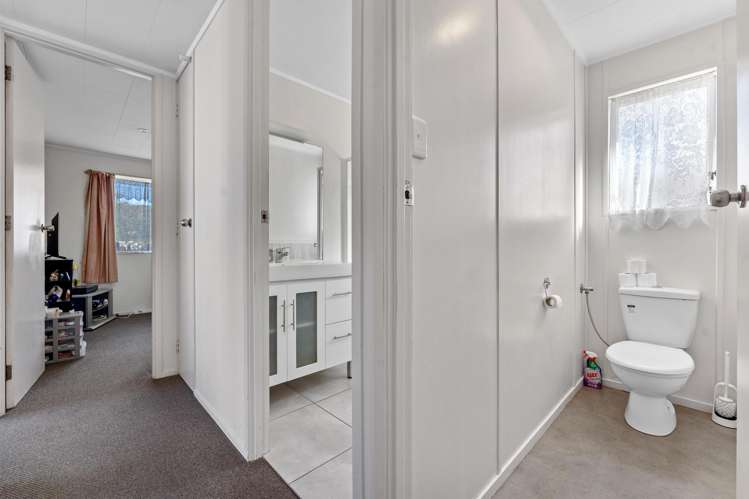 144 Mahia Road Wattle Downs_10