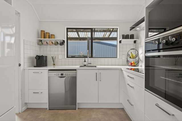 7 Greenpark Way Greerton_2