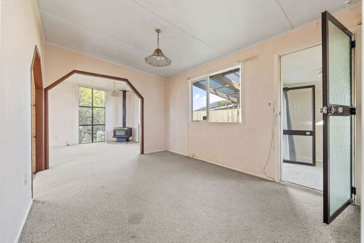 14 Patikura Place Turangi_5