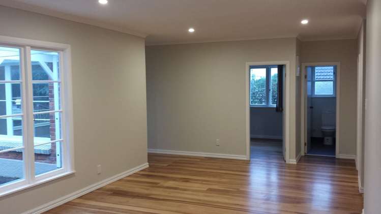 64A Titirangi Road New Lynn_6