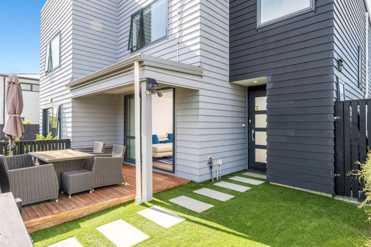 16 Hiki Street Hobsonville_1