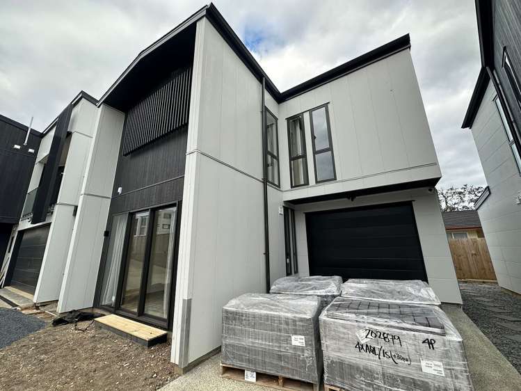 2/8 Sunnybrae Road Hillcrest_1