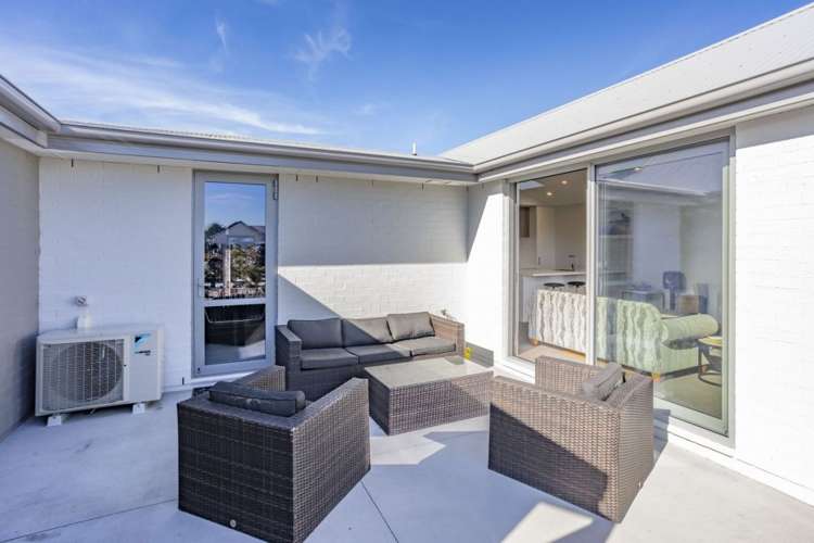 318/30 Bob Robertson Drive Woodend_12