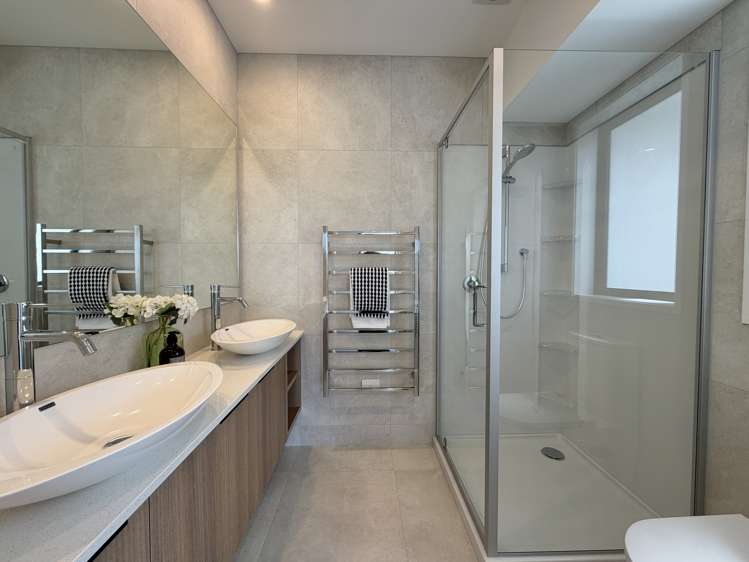 16 Tukutata Crescent Milldale_11