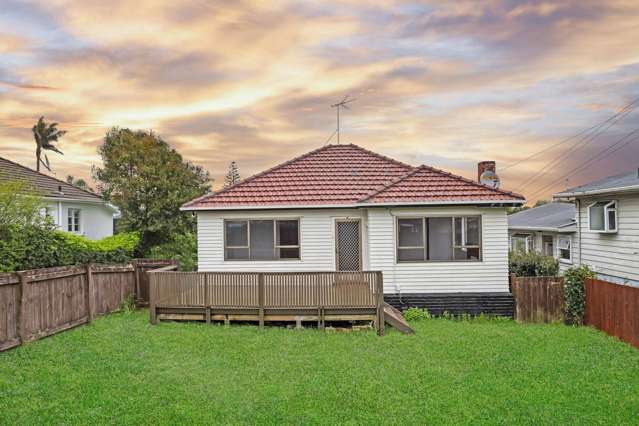 Standalone, Road Frontage, Prime living in Man...