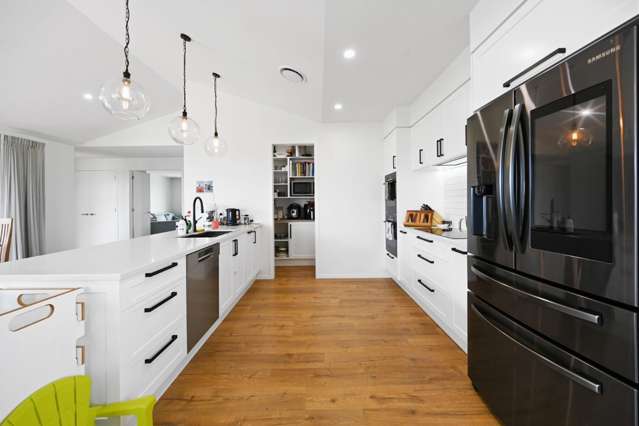 402 Lake Road 2610_3