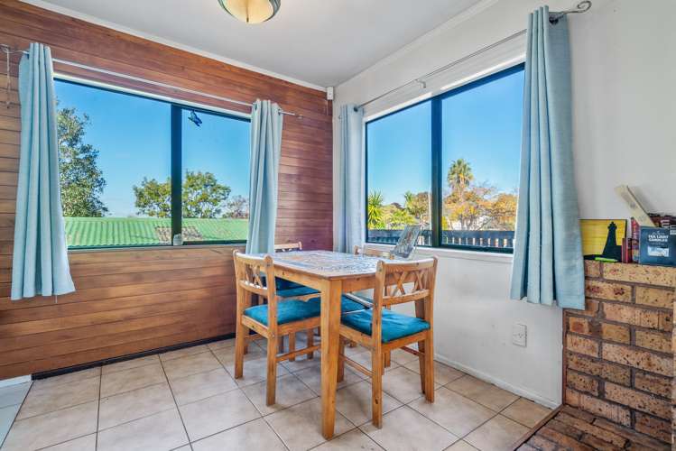 12 Lendenfeld Drive Papatoetoe_3