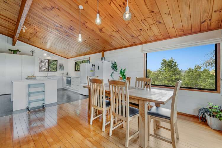 121 Noakes Hill Road Silverdale_9