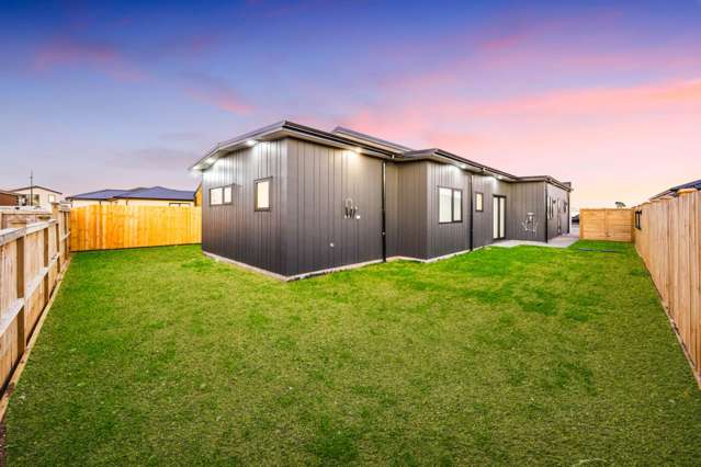 8 Gertrude Cole Road Clarks Beach_3