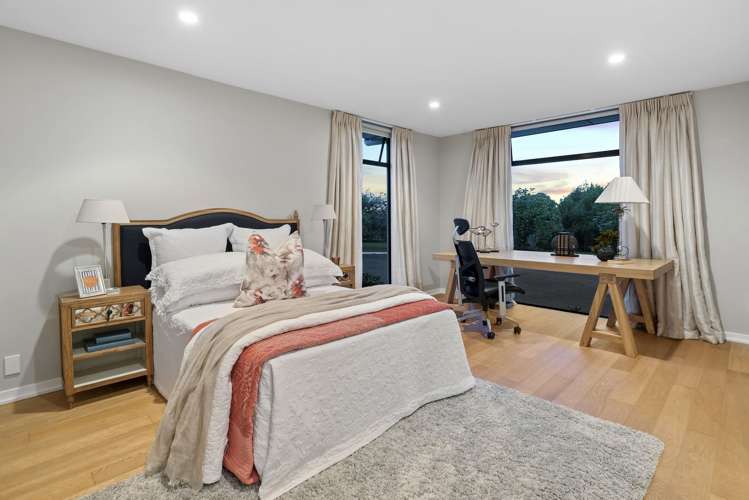 60 James Paige Lane Riverhead_14