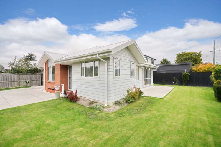 2 Sealy Place Bryndwr_17