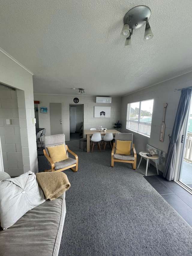 Low-Maintenance Beachside Living on Brighton Road