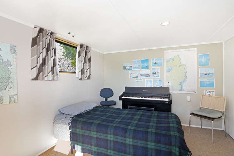 71 The Ridgeway Stoke_13