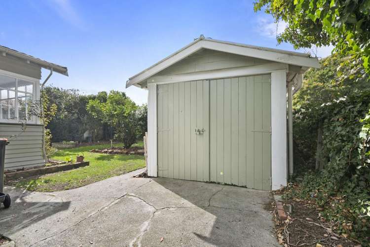 11 Lyndhurst Street Takaro_14