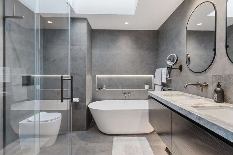 222 Hurstmere Road Takapuna_24