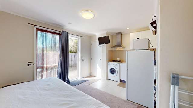 Hassle-Free Living – Fully Furnished & All-Inclusive