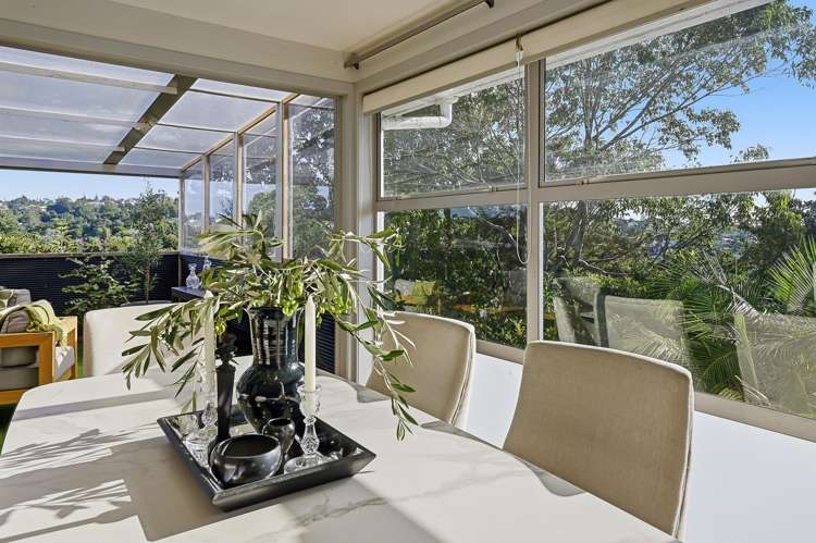 1&2/149 Eskdale Road Birkdale_6