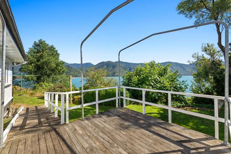 94 Main Road Havelock_16