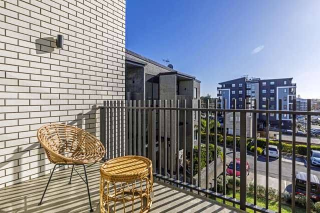 207/165 Lake Road Northcote_2