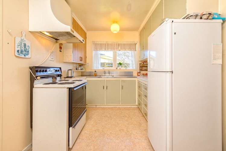 2/193 Queen Street Pukekohe_12