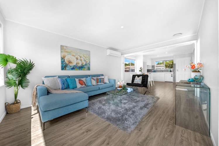 27 Sandrine Avenue_3