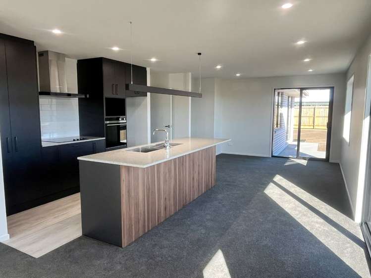 22 Martini Avenue Leeston_5