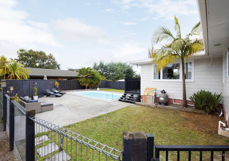 9 Morrison Crescent Glenview_1