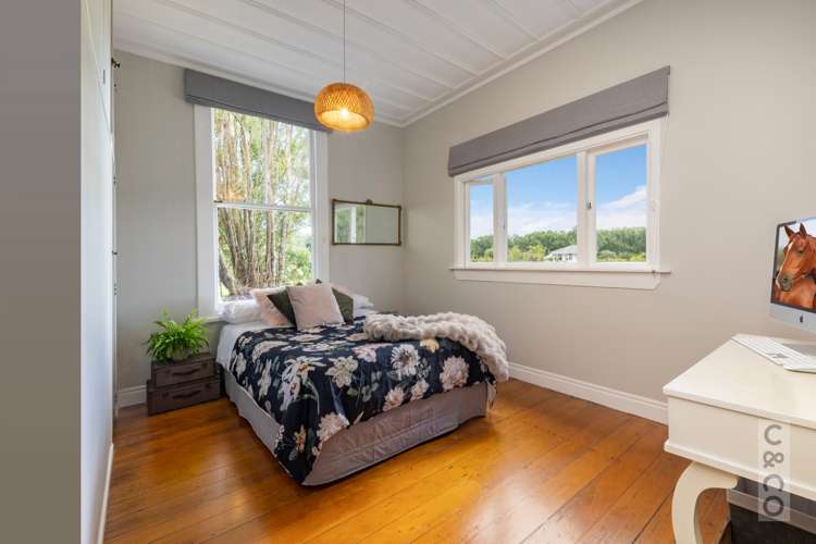 76 Awaroa Road Helensville_21