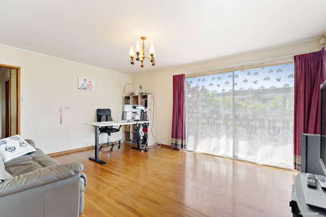 5 Robert Allan Way Pakuranga Heights_2