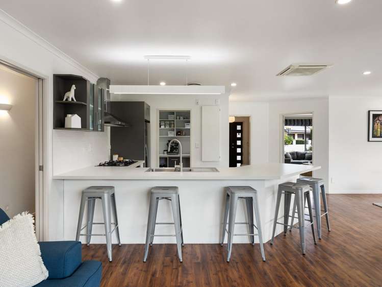 28 Somerton Drive Huntington_6